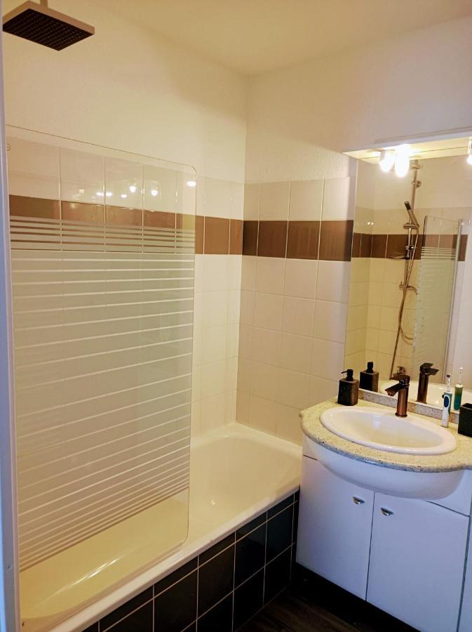 Ravissant Appartement T2 Proche Autoroute Et Centre-Ville Villefranche-sur-Saone Exterior photo